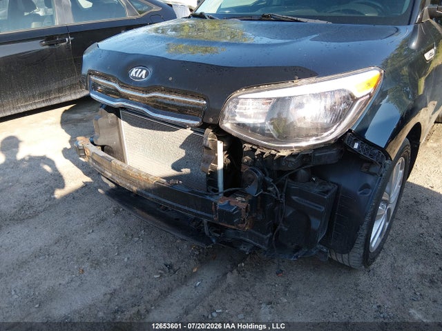 12653601 :رقم المزاد ، KNDJP3A52H7489595 vin ، 2017 Kia Soul مزاد بيع