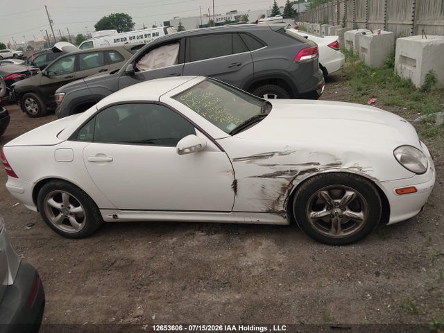 2001 Mercedes-benz Slk 320 320 მანქანა იყიდება აუქციონზე, vin: WDBKK65F41F175609, აუქციონის ნომერი: 12653606