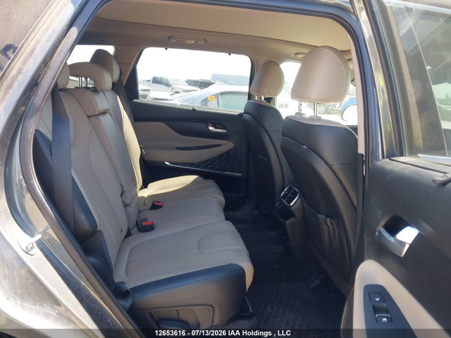 Продажа на аукционе авто 2019 Hyundai Santa Fe Luxury, vin: 5NMS3CAA6KH041258, номер лота: 12653616