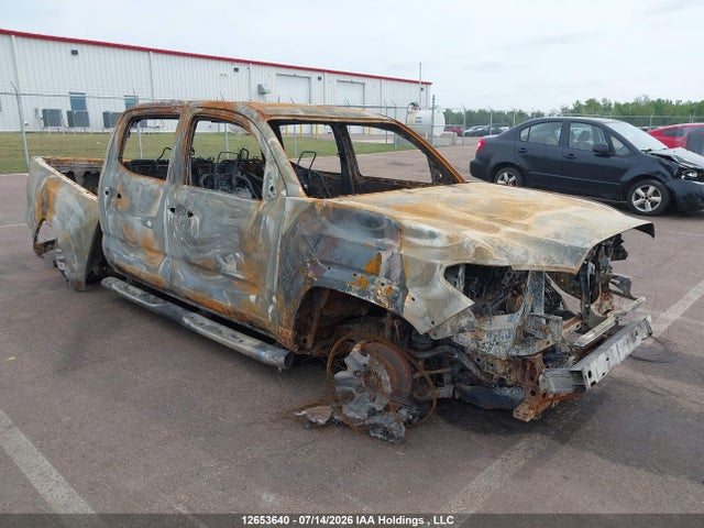 Продажа на аукционе авто 2018 Toyota Tacoma Double Cab/ltd, vin: 5TFGZ5AN2JX135050, номер лота: 12653640