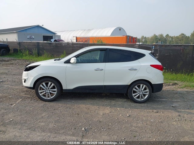 12653646 :رقم المزاد ، KM8JUCAC1BU189512 vin ، 2011 Hyundai Tucson Limited مزاد بيع