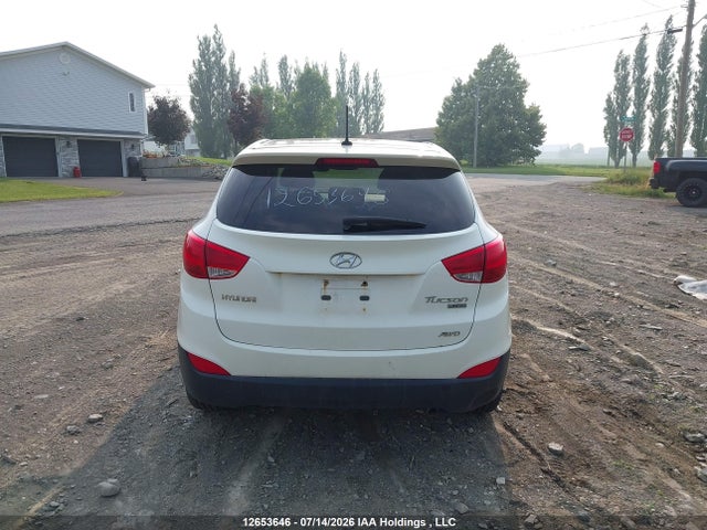 12653646 :رقم المزاد ، KM8JUCAC1BU189512 vin ، 2011 Hyundai Tucson Limited مزاد بيع