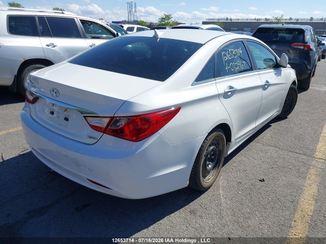 Продажа на аукционе авто 2011 Hyundai Sonata, vin: 5NPEC4AC2BH032967, номер лота: 12653714