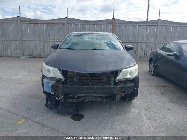 12653717 :رقم المزاد ، 4T1BF1FK4EU440644 vin ، 2014 Toyota Camry L/se/le/xle مزاد بيع