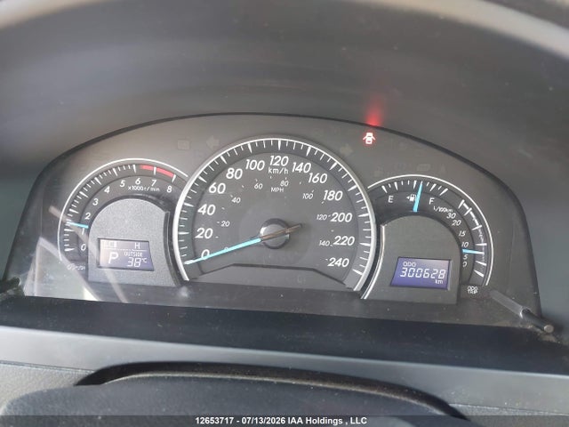 12653717 :رقم المزاد ، 4T1BF1FK4EU440644 vin ، 2014 Toyota Camry L/se/le/xle مزاد بيع