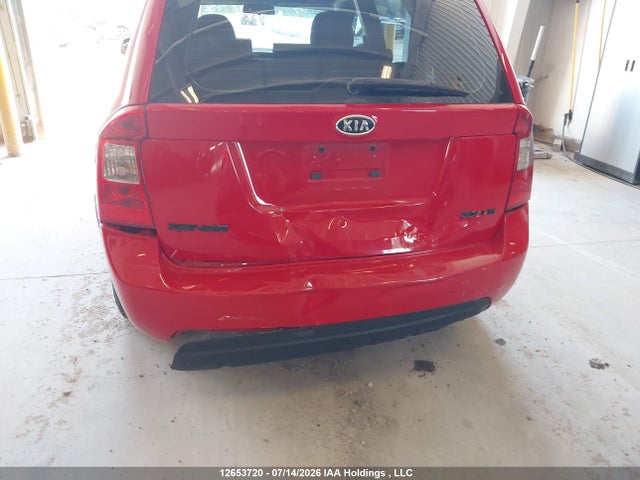 12653720 :رقم المزاد ، KNAFG526997286601 vin ، 2009 Kia Rondo Lx/ex مزاد بيع