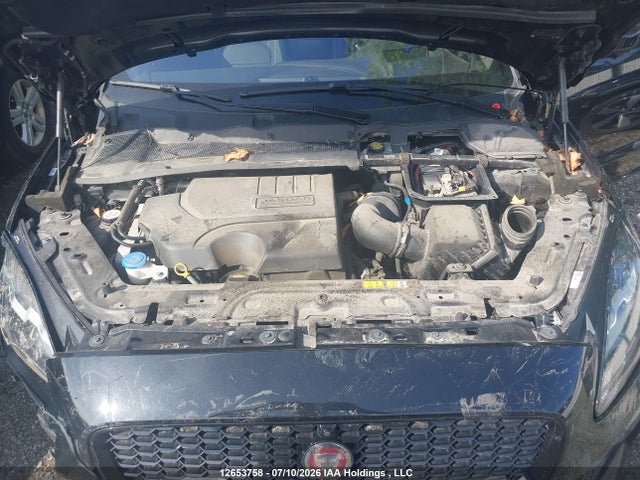 Jaguar E-pace R-dynamic Hse 2018 SADFM2GX3J1Z13798 Image 10