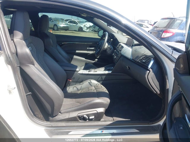 BMW M4 2016 WBS3R9C54GK337745 Image 17