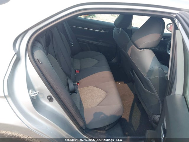 12653801 :رقم المزاد ، 4T1C31AK9NU038719 vin ، 2022 Toyota Camry Hybrid Le مزاد بيع