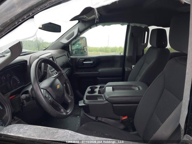 1GC4YME70MF173902 Chevrolet Silverado K2500 Custom