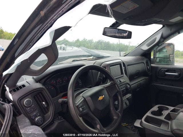 1GC4YME70MF173902 Chevrolet Silverado K2500 Custom