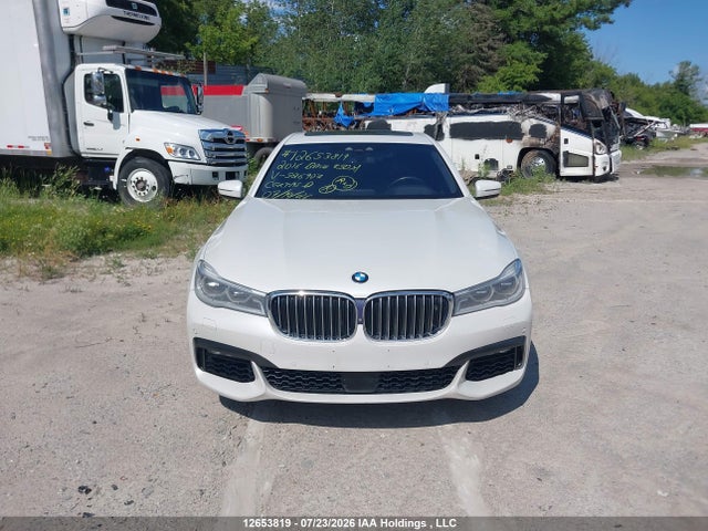 BMW 750 Xi 2016 WBA7B0C56GG526907 Image 12