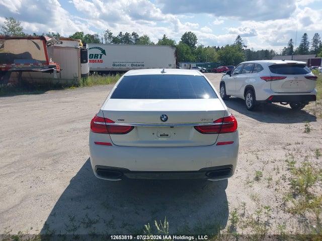 BMW 750 Xi 2016 WBA7B0C56GG526907 Image 16