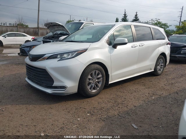 5TDGRKEC5NS110629 Toyota Sienna Le/xle/xse/limited/platinum