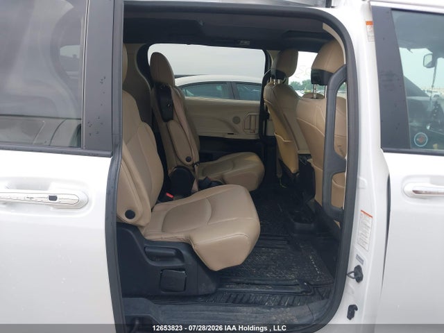 5TDGRKEC5NS110629 Toyota Sienna Le/xle/xse/limited/platinum