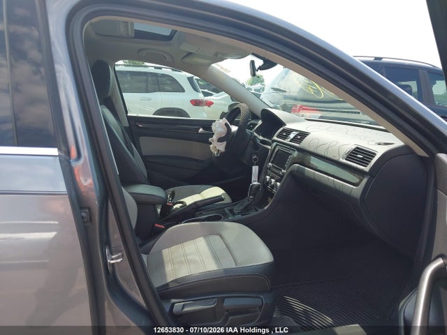 1VWBS7A36FC114738 Volkswagen Passat 1.8 Tsi Comfortline