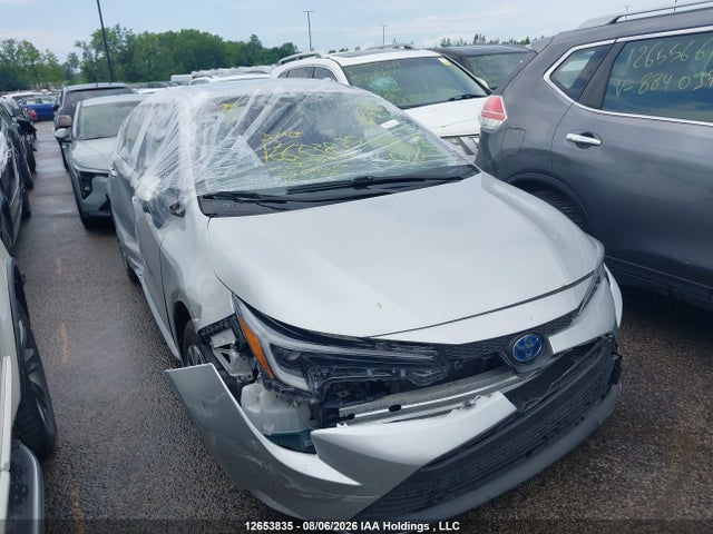 Toyota Corolla Hybrid Le 2024 JTDBCMFE0R3063220 главное изображение