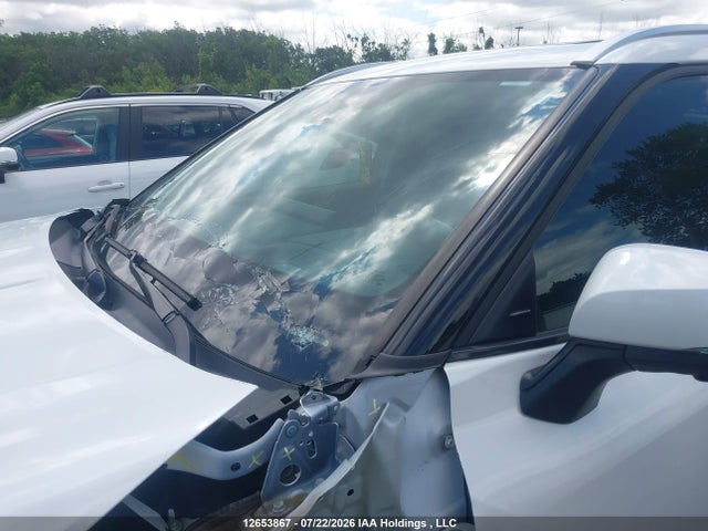 Toyota Highlander 2023 5TDKDRBHXPS525725 Image 18