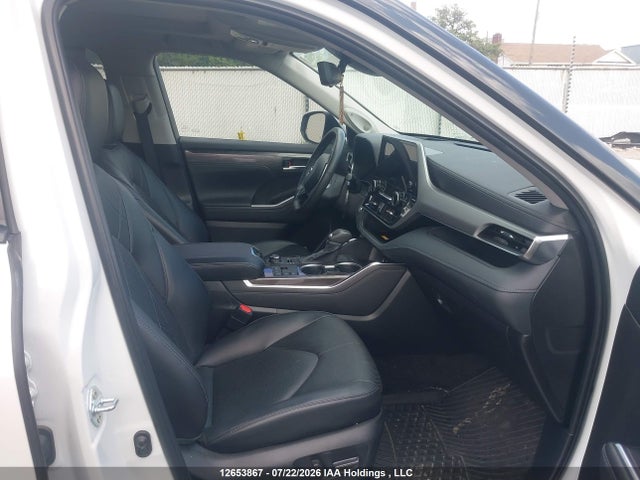 Toyota Highlander 2023 5TDKDRBHXPS525725 Image 5