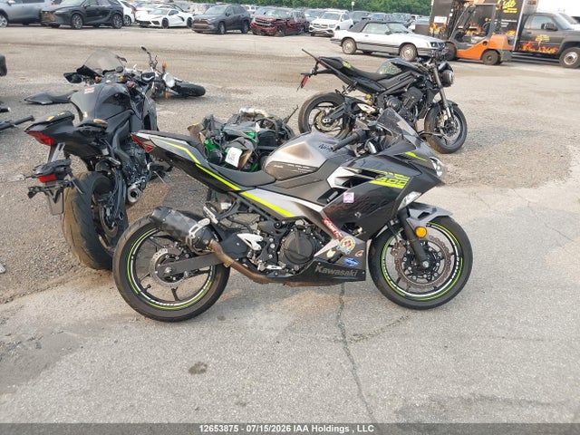 Kawasaki EX400 2021 JKAEXKG18MDAA2968 Image 13