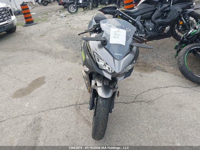 Kawasaki EX400 2021 JKAEXKG18MDAA2968 Image 5