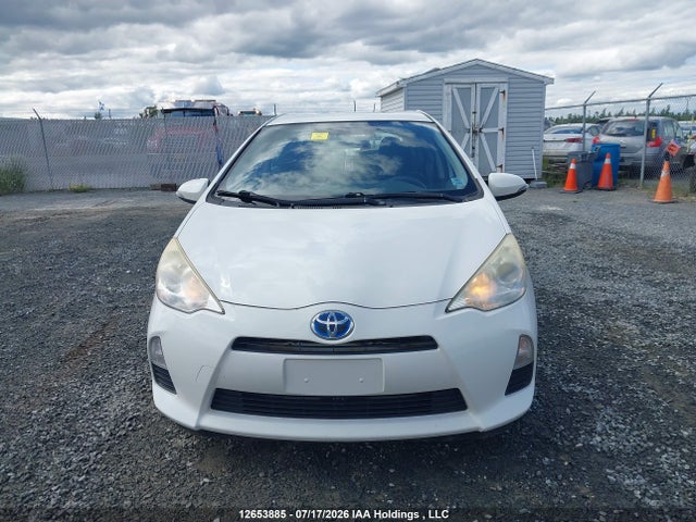 Продаж на аукціоні авто 2013 Toyota Prius C, vin: JTDKDTB39D1543546, номер лоту: 12653885