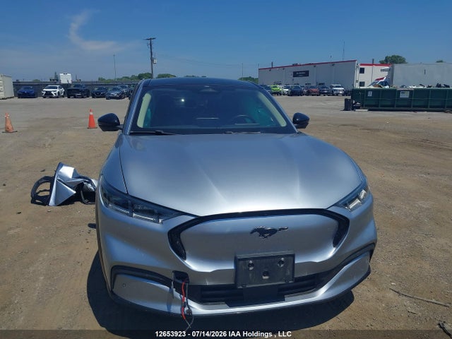 Продажа на аукционе авто 2022 Ford Mustang Mach-e Premium, vin: 3FMTK3SU9NMA53207, номер лота: 12653923