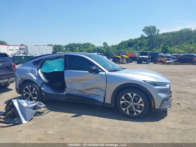 Продажа на аукционе авто 2022 Ford Mustang Mach-e Premium, vin: 3FMTK3SU9NMA53207, номер лота: 12653923