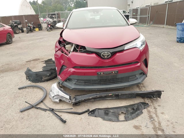NMTKHMBX1JR058599 Toyota C-hr Xle/xle Premium