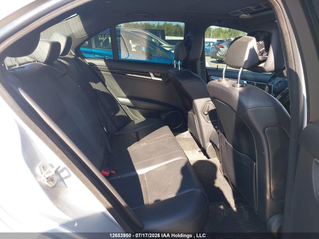 2013 Mercedes-benz C 300 4matic მანქანა იყიდება აუქციონზე, vin: WDDGF8ABXDA844368, აუქციონის ნომერი: 12653950