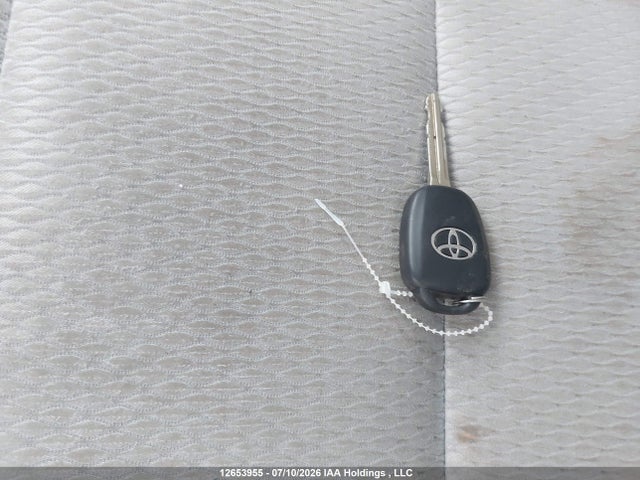2T1BURHE7GC680934 Toyota COROLLA LE