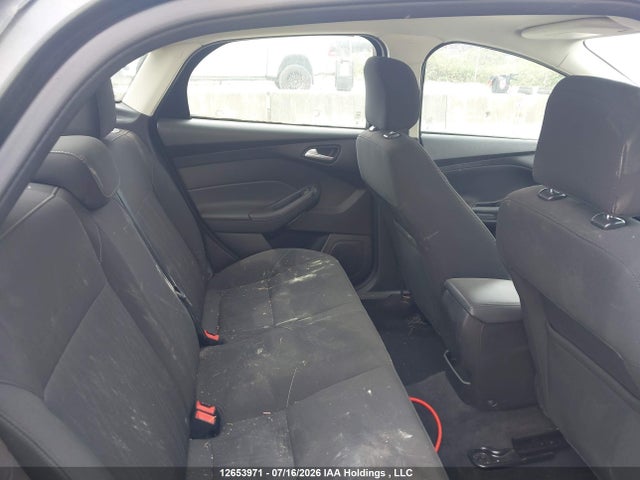 Ford FOCUS SE 2016 1FADP3F23GL334349 Image 8