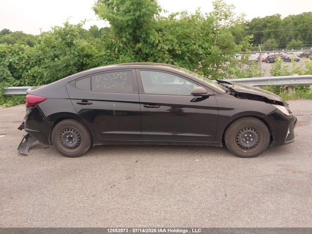 Hyundai Elantra Essential 2019 KMHD74LF2KU737809 Image 14