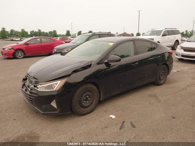 Hyundai Elantra Essential 2019 KMHD74LF2KU737809 Image 2