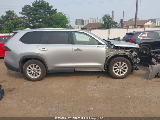 Toyota Grand Highlander 2025 5TDACAB56SS042084 Image 14