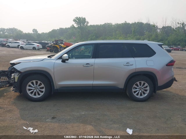 Toyota Grand Highlander 2025 5TDACAB56SS042084 Image 15