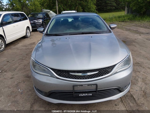 1C3CCCFB6GN139503 Chrysler 200 LX