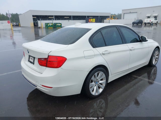 Aukcja sprzedaży 2014 Bmw 320i Xdrive, vin: WBA3C3G56ENS70669, numer aukcji: 12654020