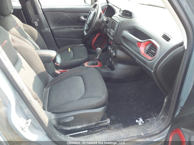 Jeep Renegade Trailhawk 2015 ZACCJBCT5FPC33757 Image 5