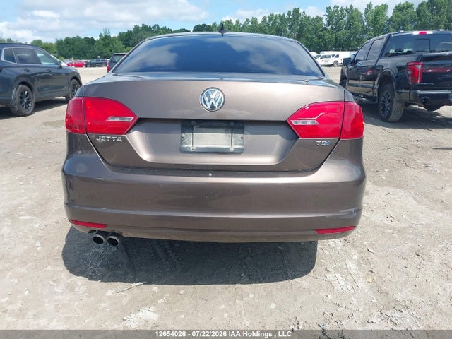 Продаж на аукціоні авто 2011 Volkswagen Jetta 2.0 Tdi Highline, vin: 3VWLL7AJ3BM102748, номер лоту: 12654026