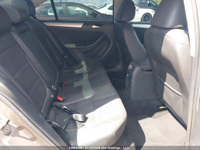 Продаж на аукціоні авто 2011 Volkswagen Jetta 2.0 Tdi Highline, vin: 3VWLL7AJ3BM102748, номер лоту: 12654026