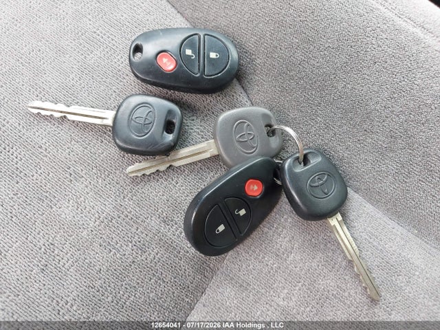 2004 Toyota Sienna Ce მანქანა იყიდება აუქციონზე, vin: 5TDZA29C74S208523, აუქციონის ნომერი: 12654041
