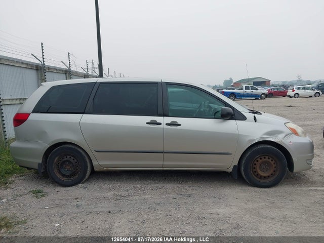 2004 Toyota Sienna Ce მანქანა იყიდება აუქციონზე, vin: 5TDZA29C74S208523, აუქციონის ნომერი: 12654041