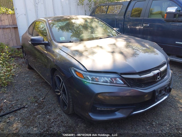 2016 Honda Accord Touring მანქანა იყიდება აუქციონზე, vin: 1HGCT1A00GA800537, აუქციონის ნომერი: 12654051
