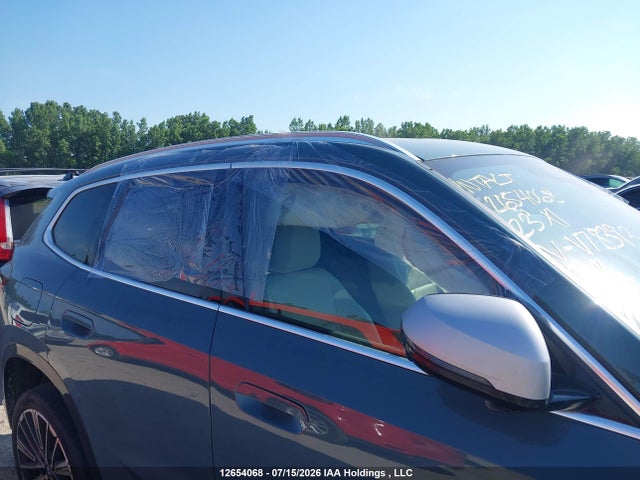 WBX73EF03P5V78393 BMW X1