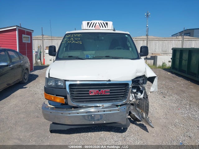 GMC Savana G3500 2019 1GTZ7HFG7K1197025 Image 12