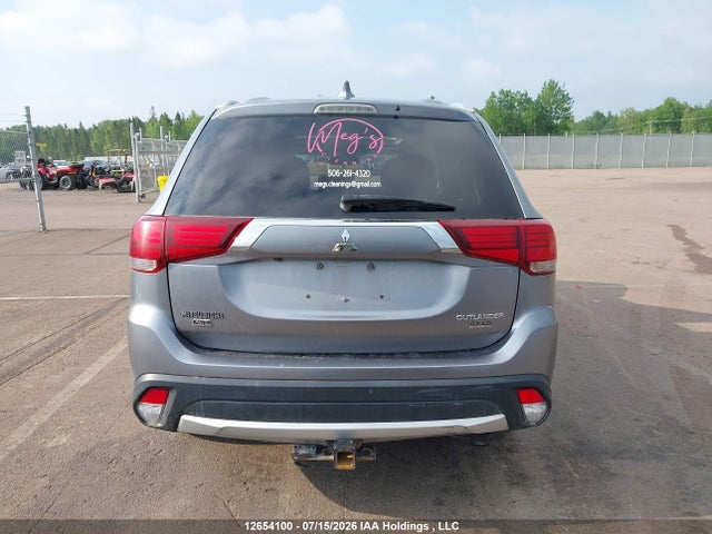 12654100 :رقم المزاد ، JA4JZ3AX9JZ613815 vin ، 2018 Mitsubishi Outlander Se/se Anniversary Edition مزاد بيع