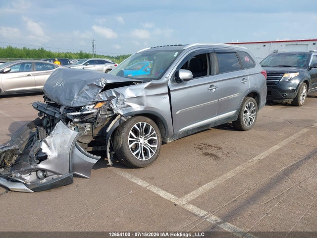 12654100 :رقم المزاد ، JA4JZ3AX9JZ613815 vin ، 2018 Mitsubishi Outlander Se/se Anniversary Edition مزاد بيع