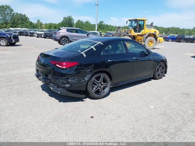 W1K5J4HB7NN317256 Mercedes-Benz CLA 250 4MATIC