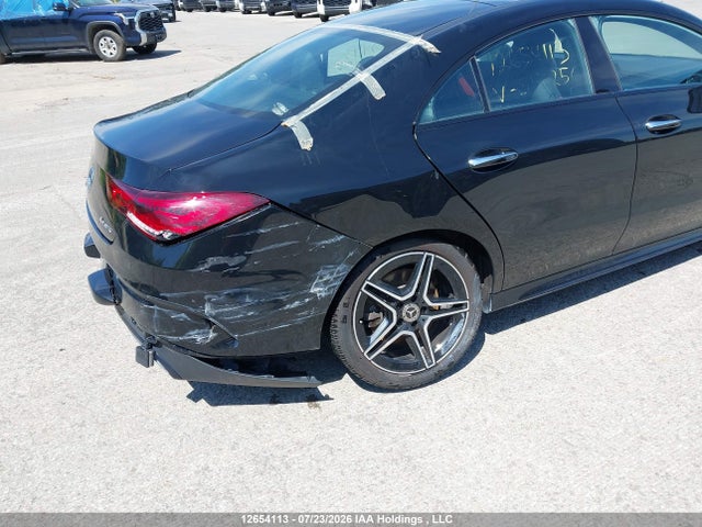 W1K5J4HB7NN317256 Mercedes-Benz CLA 250 4MATIC